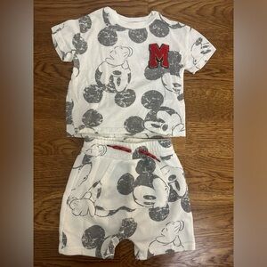 Mickey Mouse Matching Set - 18 Months